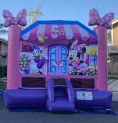 369817F2 2E4B 4BDE B94B B49DAC6B0004 1664218787 Minnie Mouse Bounce House 15